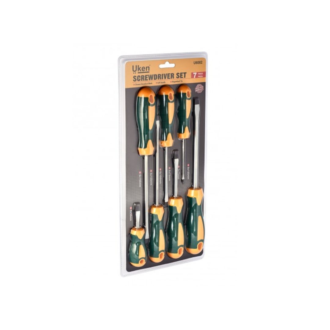 A set of Uken brand screwdrivers in a packaging, featuring green and orange handles with black shafts and silver-colored heads.